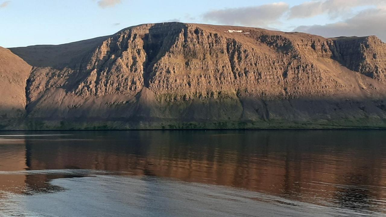 Guesthouse Bjarmaland Talknafjordur Exterior photo